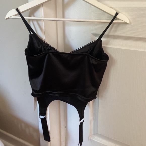 Brand NEW never worn limited tank from creeps world wide - Picture 2 of 5